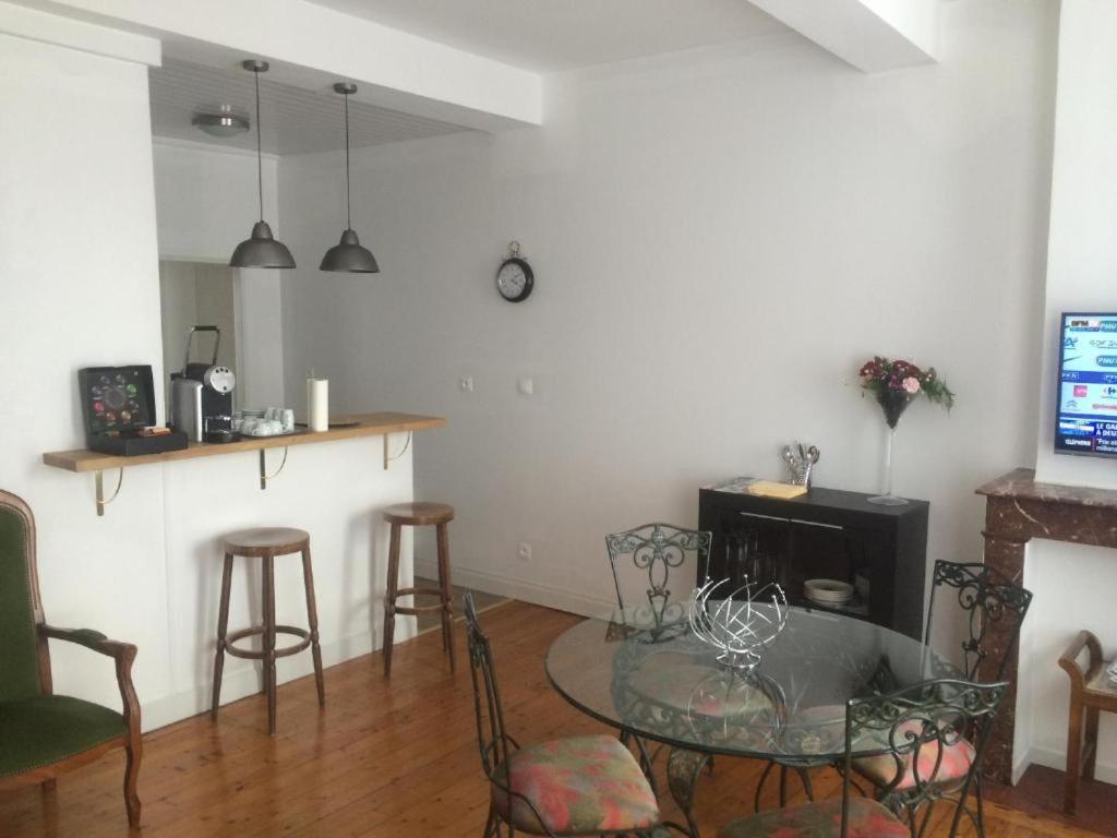 Appartements Du Beffroi Аррас Экстерьер фото